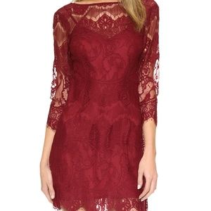 BB Dakota Natalia V Back Lace Dress
